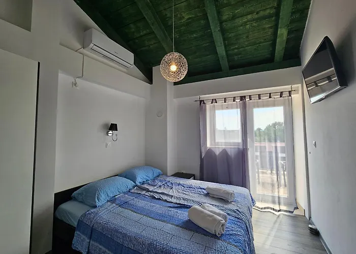 Family Friendly House With A Swimming Pool Ljutici, Krk - 23686 펜션 말린스카