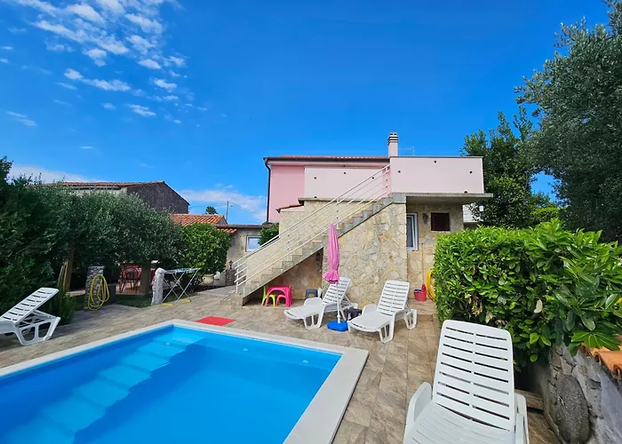 Family Friendly House With A Swimming Pool Ljutici, Krk - 23686 Casa vacanze
