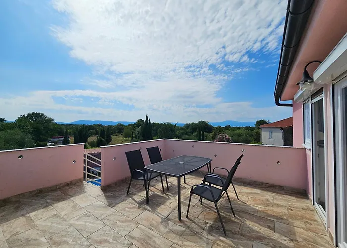 Family Friendly House With A Swimming Pool Ljutici, Krk - 23686 Malinska