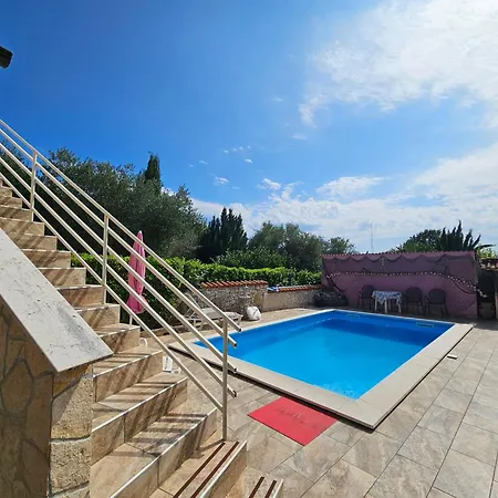 Ferienhaus Family Friendly House With A Swimming Pool Ljutici, Krk - 23686